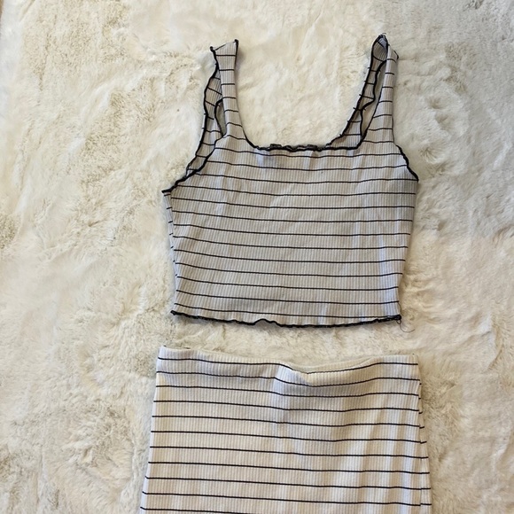 Fashion Nova Black & White Striped Skirt Set - Picture 5 of 8